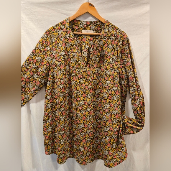 LOFT Plus - Multicolor Floral V-neck Blouse, Size 18 - Picture 1 of 6